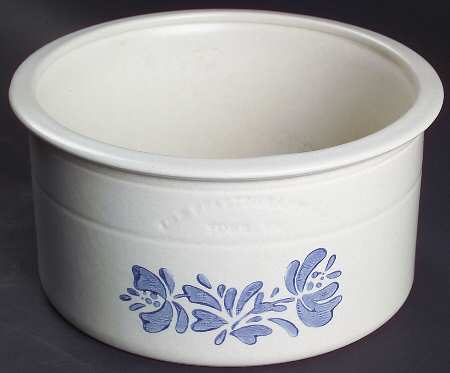 Yorktowne Large Open Crock