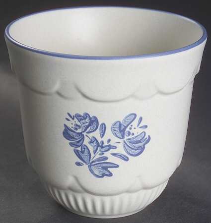 Yorktowne 4" Flower Pot