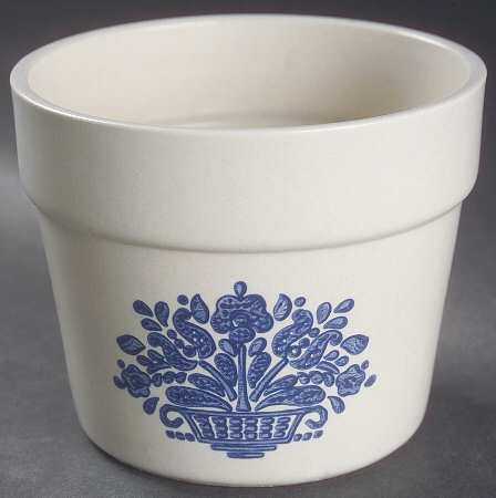 Yorktowne 4" Flower Pot