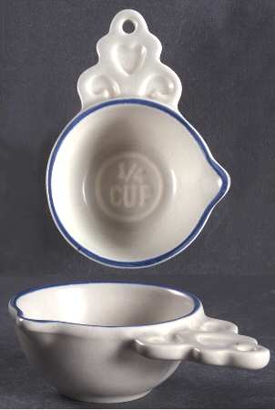 Yorktowne 1/4 Cup Measuring Cup with Spout by Pfaltzgraff