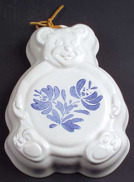 Yorktowne Jello Mold by Pfaltzgraff