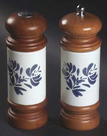 Yorktowne Salt Mill & Pepper Mill Set by Pfaltzgraff