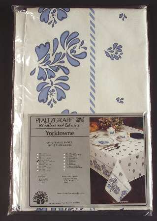 Yorktowne Oval Vinyl Tablecloth 52" X 70"