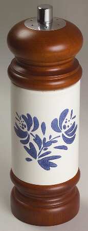 Yorktowne (1 Pc) Pepper Mill & Salt Shaker Combo Set