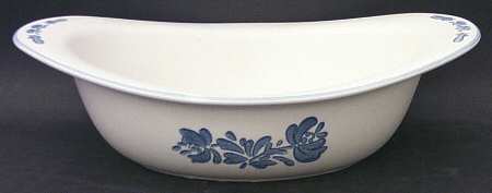 Yorktowne 1 1/2 Quart Large Oval Bowl by Pfaltzgraff