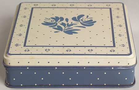 Yorktowne 5" Square Metal Napkin Box