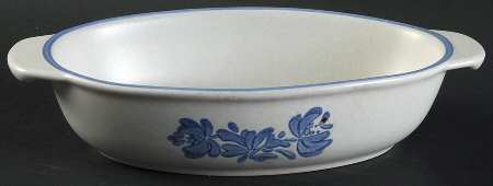 Yorktowne 9" Oval Baker