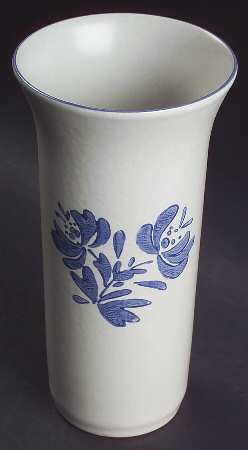 Yorktowne 7" Vase by Pfaltzgraff