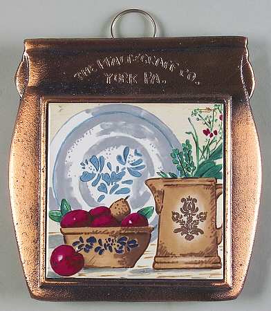 Yorktowne Metal Crock Shaped Trivet W/Ceramic Tile