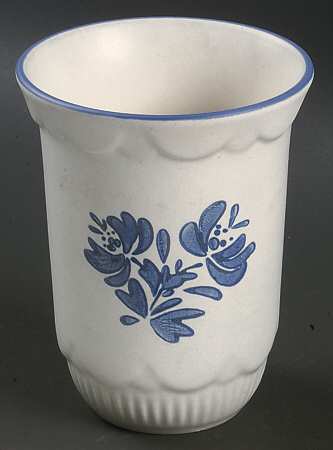 Yorktowne 6" Vase