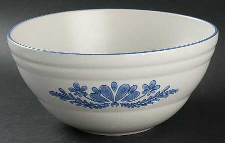 Yorktowne 10" Mixing Bowl by Pfaltzgraff