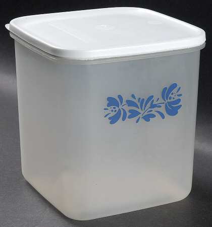 Yorktowne 5" Square Plastic Storage Box
