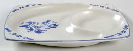 Yorktowne 11" Rectangular Snack Tray by Pfaltzgraff