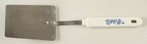 Yorktowne Metal Spatula