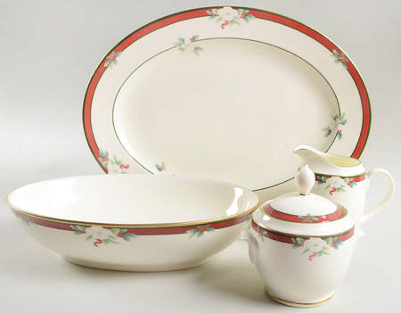 Yuletide (Bone) 5 Piece Hostess Set