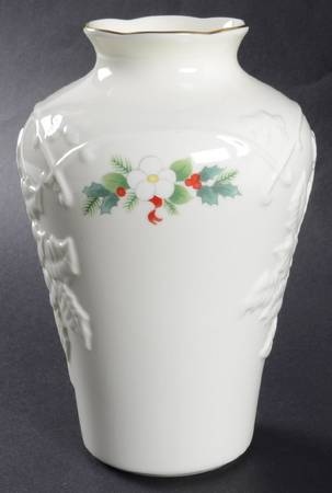Yuletide (Bone) 6" Vase