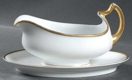 Duchess Gravy Boat with Attached Underplate