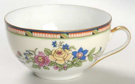 3552 Footed Cup