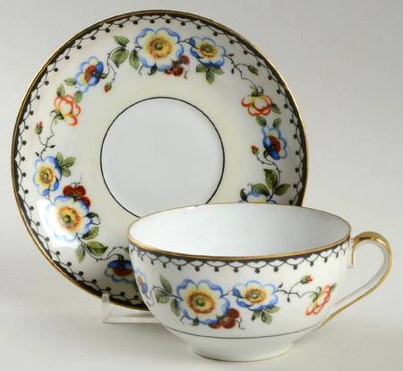 PHE6 Footed Cup & Saucer Set