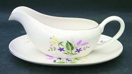 April Gravy Boat & Underplate