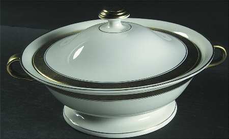 Athenian Round Covered Vegetable