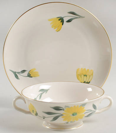 Aurora Footed Cream Soup Bowl & Saucer Set