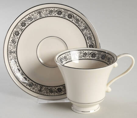 Barcelona Footed Cup & Saucer Set