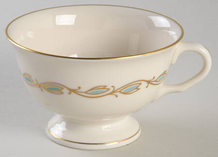 Caerilon Footed Cup