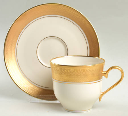 Centennial (Ivory Background) Flat Cup & Saucer Set