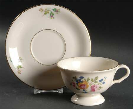 Claridge Footed Cup & Saucer Set