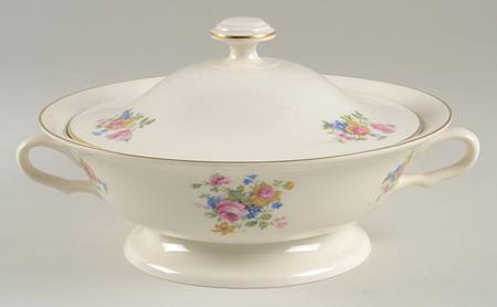 Claridge Round Covered Vegetable