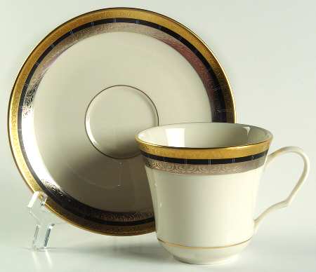 Corinthian Flat Cup & Saucer Set