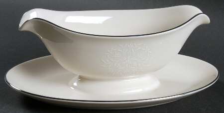 Damask Gravy Boat with Attached Underplate