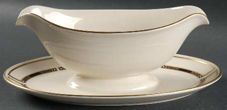 Ellington Gravy Boat with Attached Underplate