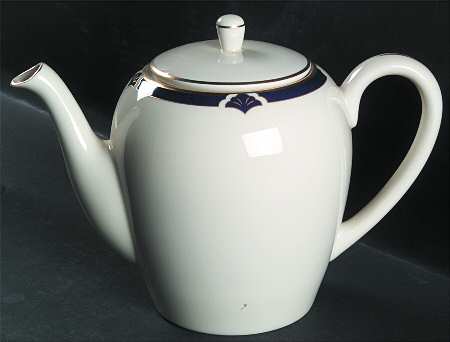 Ensemble Blue Tea/Coffee Pot & Lid