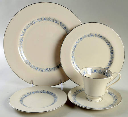 Festival 5 Piece Place Setting