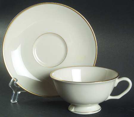 Gold Juliet Footed Cup & Saucer Set