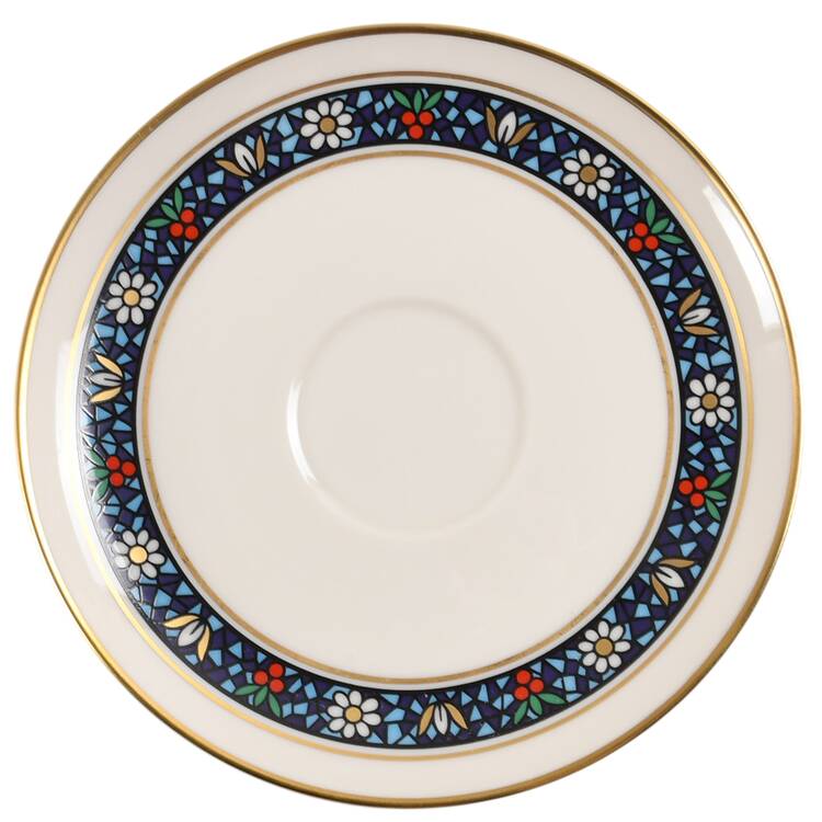 Grandeur Saucer