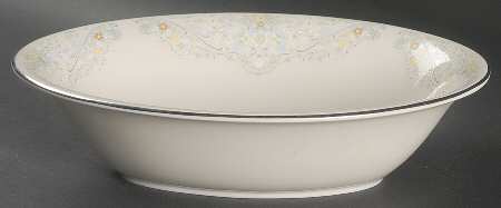 Heirloom 9" Oval Vegetable Bowl