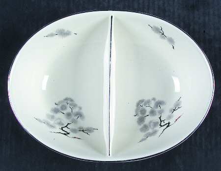 Hemlock 9" Oval Divided Vegetable Bowl