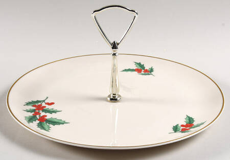 Holly Round Serving Plate with Handle (DP)