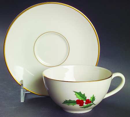 Holly Flat Cup & Saucer Set