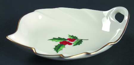 Holly 6" Leaf Dish