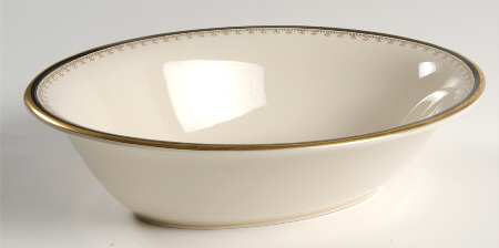 Majesty 9" Oval Vegetable Bowl