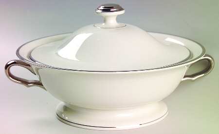 Mist Round Covered Vegetable