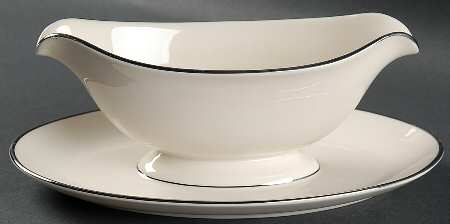 Mist Gravy Boat with Attached Underplate