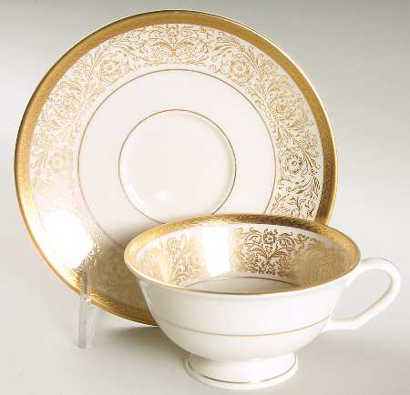 Monaco Footed Cup & Saucer Set