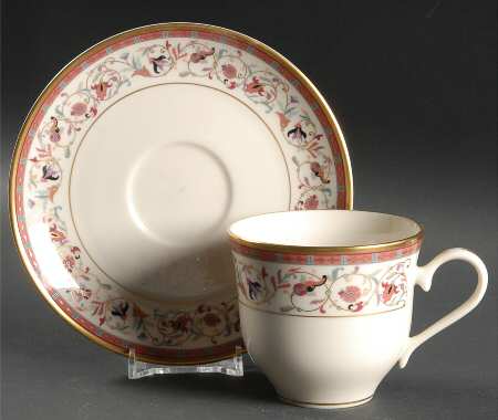 Natasha Flat Cup & Saucer Set