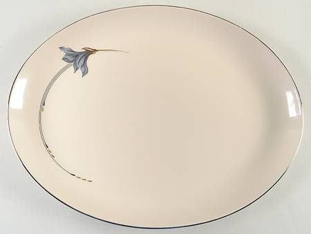 Nouveau 15" Oval Serving Platter