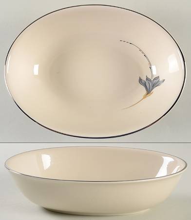 Nouveau 9" Oval Vegetable Bowl